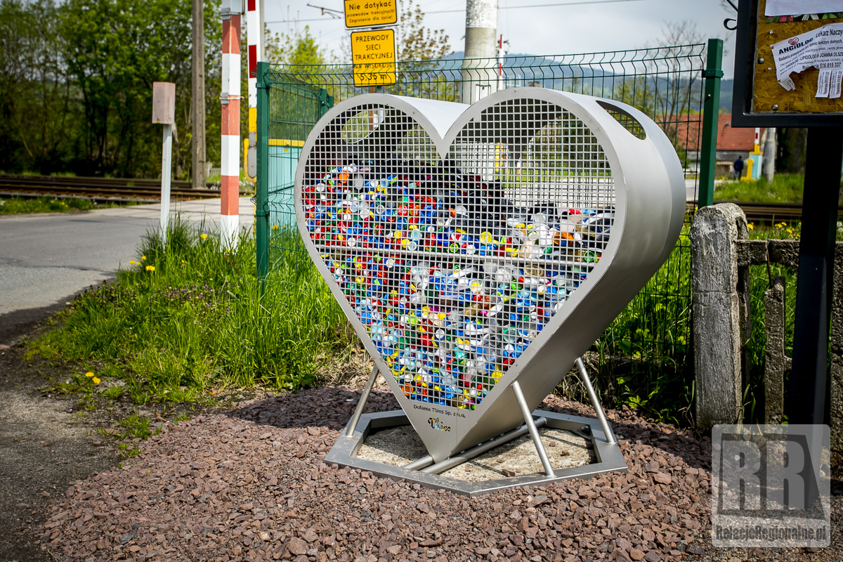 Kolejne serce na nakrętki plastikowe w gminie Marciszów