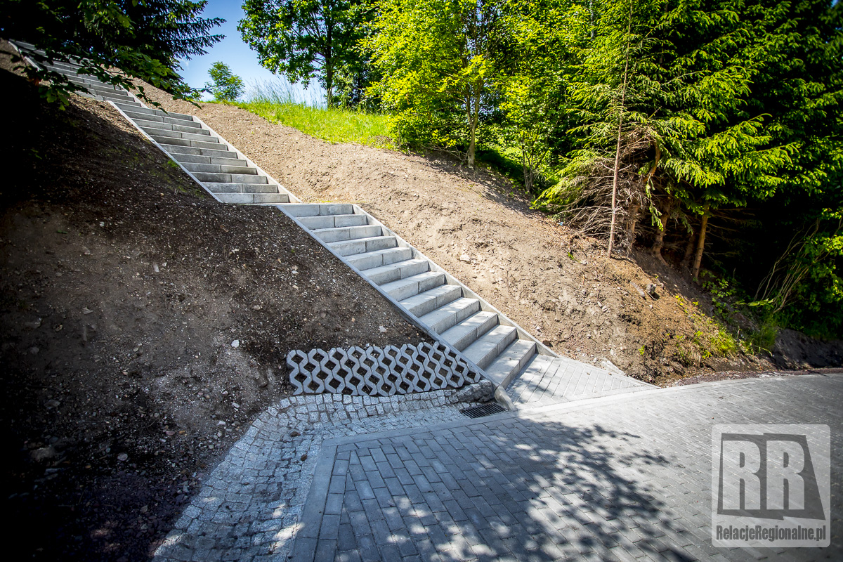 Nowe schody w Ciechanowicach
